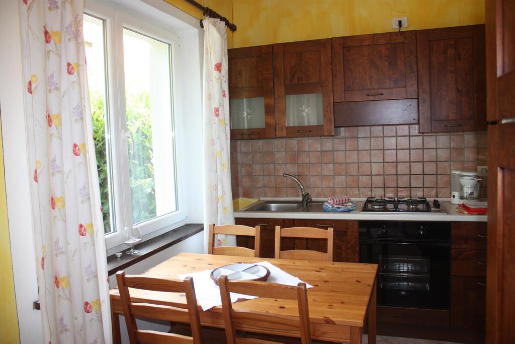 Villa Banana Cannobio Room photo
